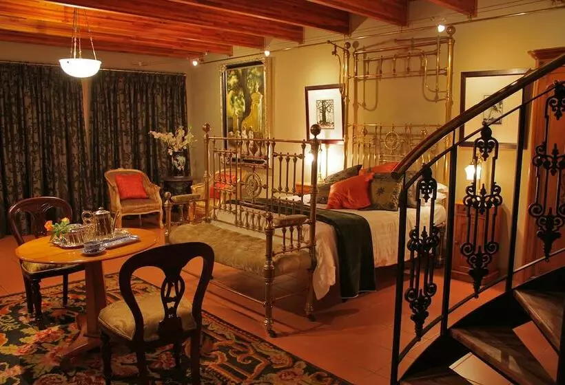 Пансион Northcliff Manor Guest House