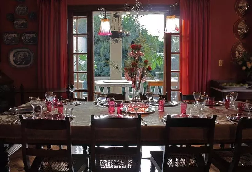 Пансион Northcliff Manor Guest House