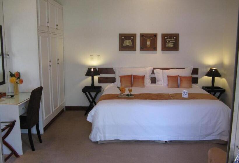 بنسيون Touraco Guesthouse