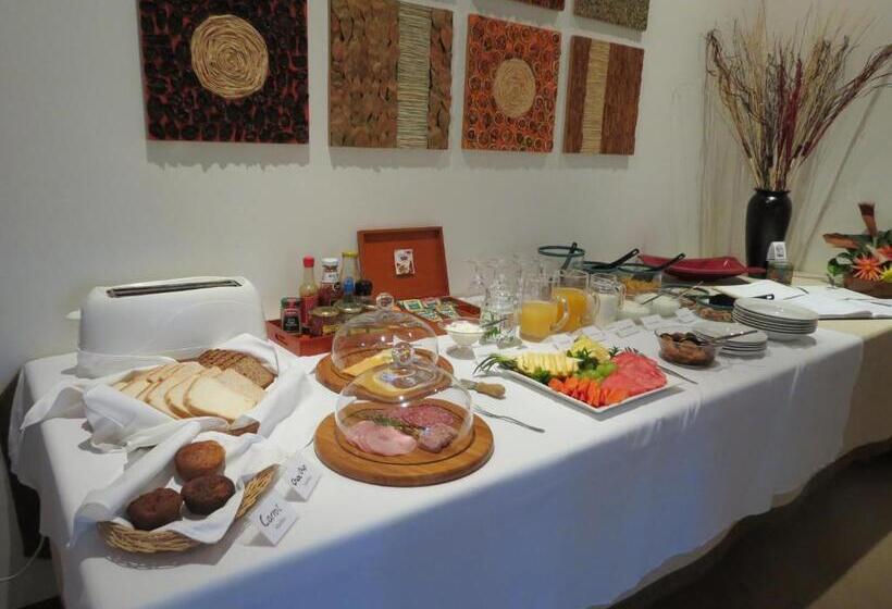 بنسيون Touraco Guesthouse