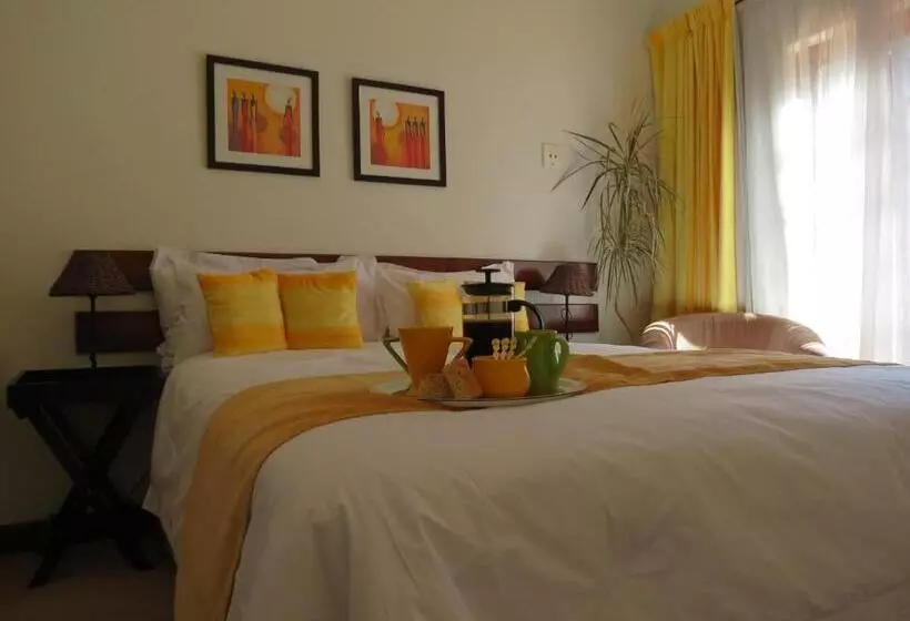 Pension Touraco Guesthouse