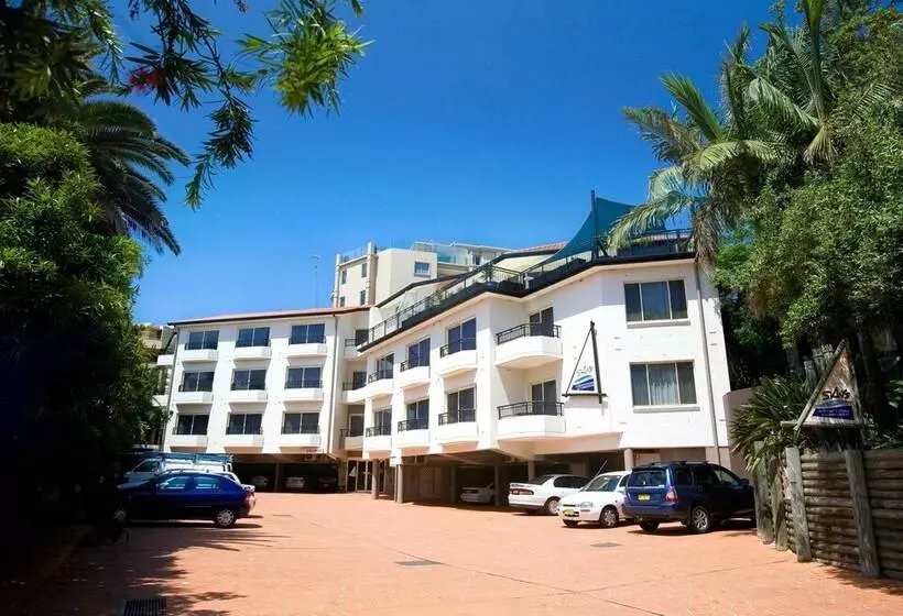 Terrigal Sails Serviced Apartments