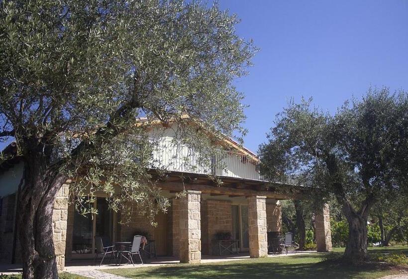 Bed and Breakfast Casal Lluent