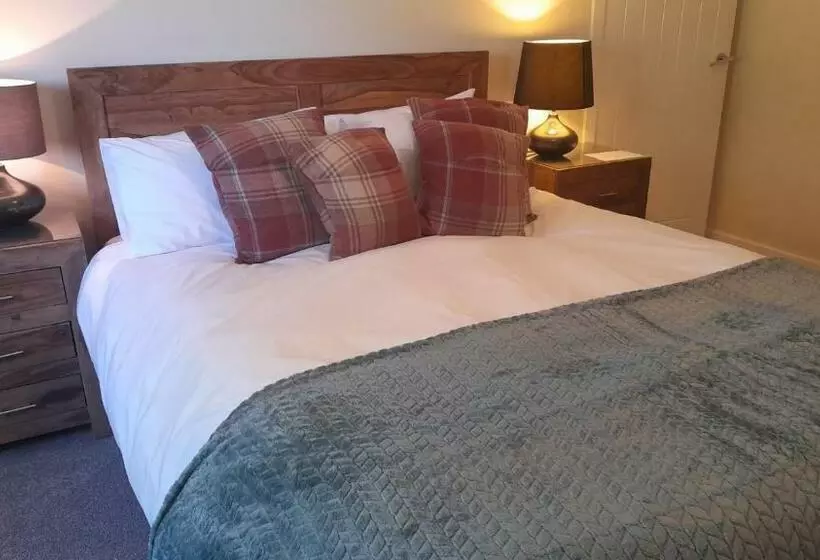 Aamiaismajoitus (B&B) Otters Retreat