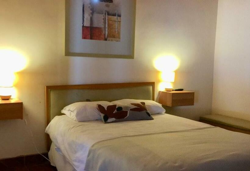 Общежитие Linares