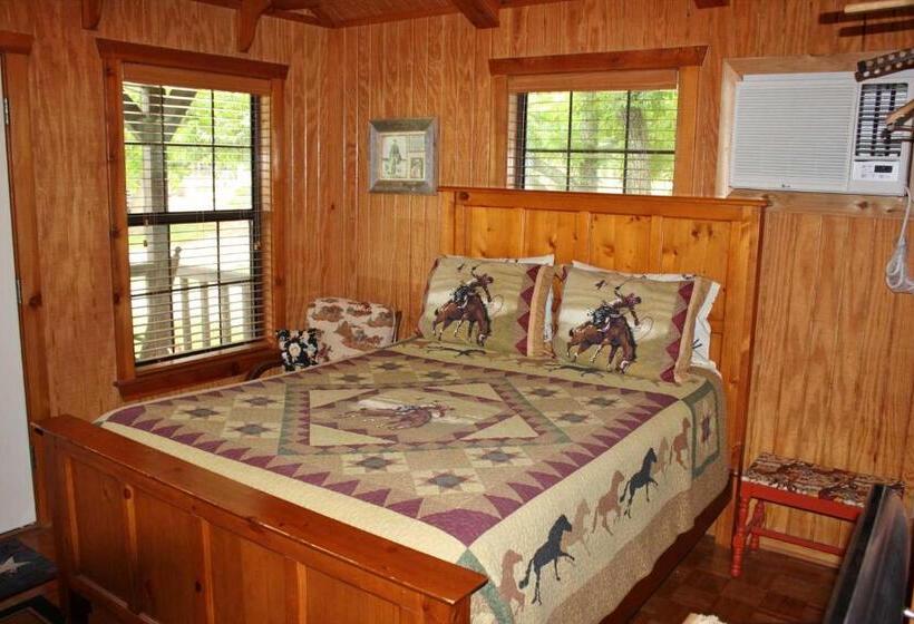 مبيت وإفطار Double U Barr Ranch   Cowboy Cabin