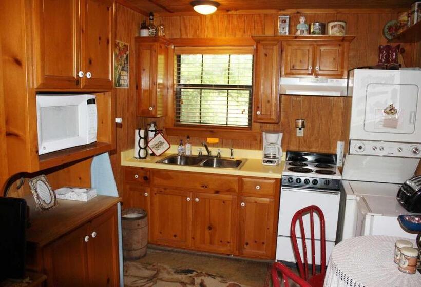 مبيت وإفطار Double U Barr Ranch   Cowboy Cabin