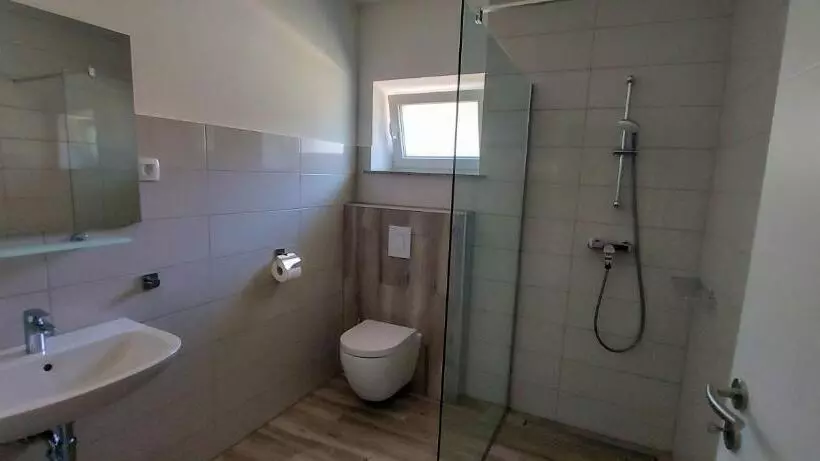تختخواب و صبحانه Hostel Postaja