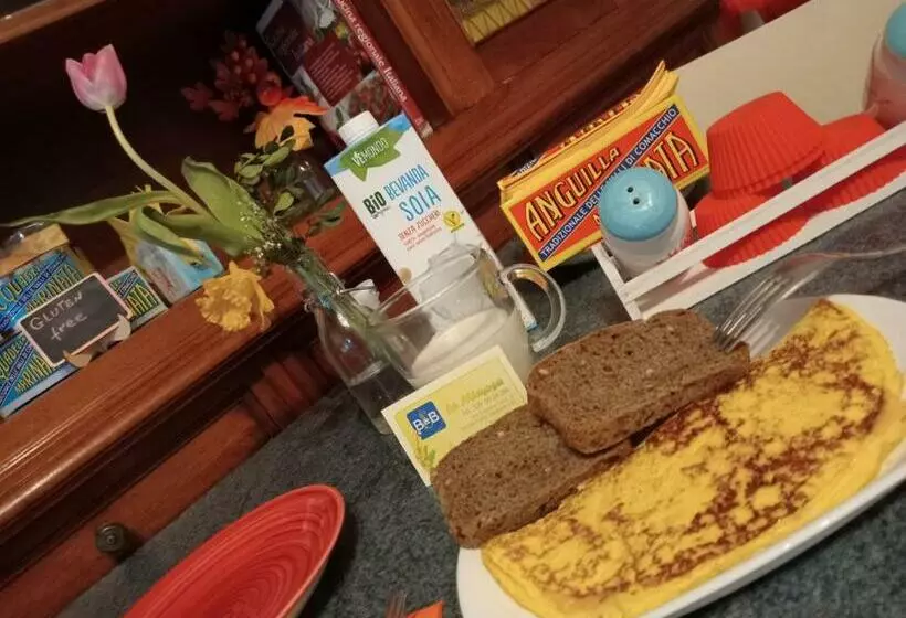 ベッドアンドブレックファースト La Mimosa