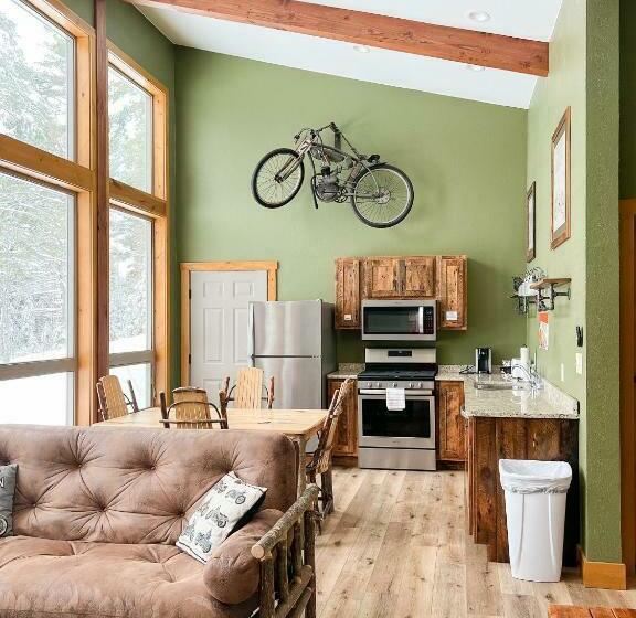 ホテル Cranberry Inn