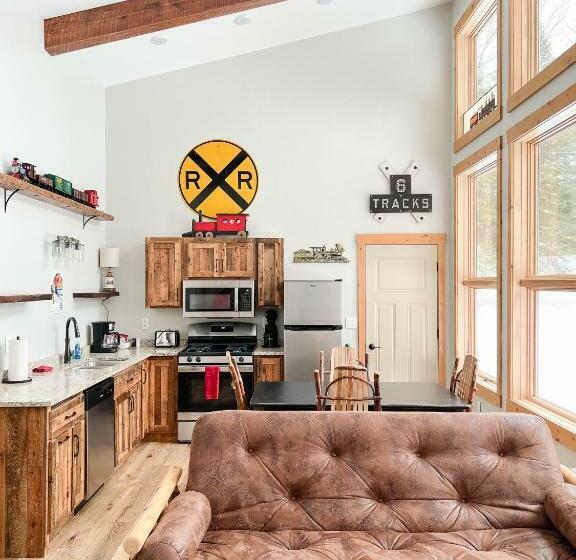 ホテル Cranberry Inn