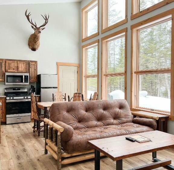 ホテル Cranberry Inn