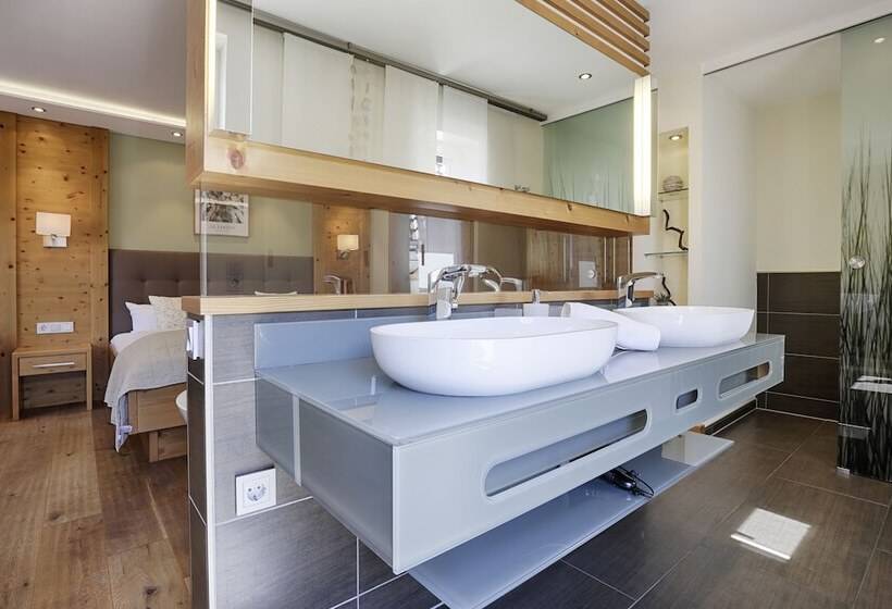 Landhotel Schwab   By Homekeepers