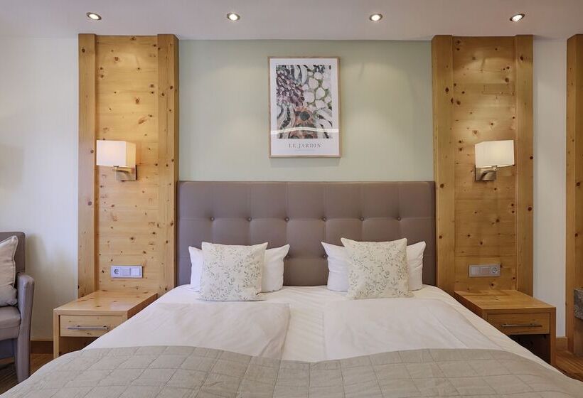 Landhotel Schwab   By Homekeepers