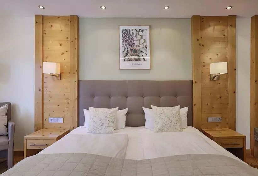 Landhotel Schwab   By Homekeepers