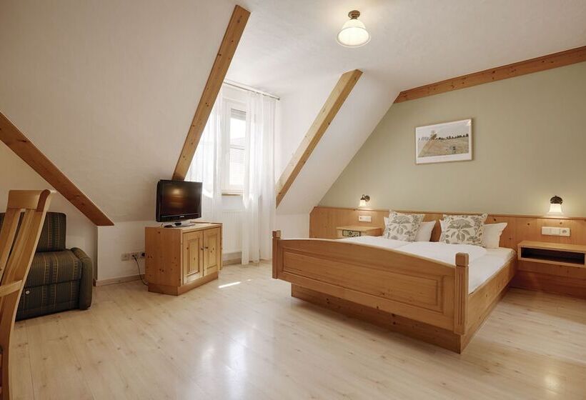 Landhotel Schwab   By Homekeepers