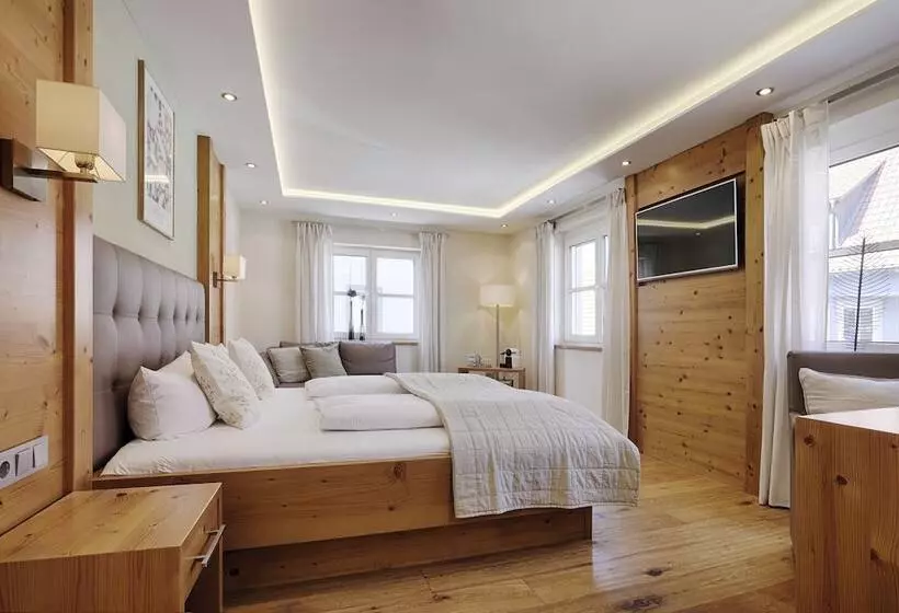 Landhotel Schwab   By Homekeepers