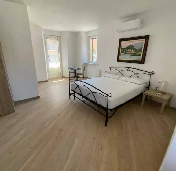 Majatalo Around Lago Maggiore Rooms