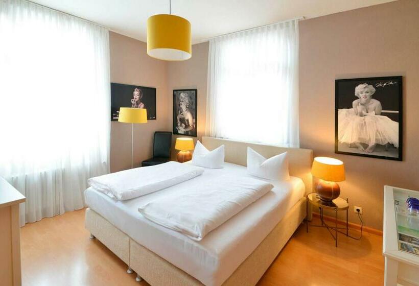 Bed and Breakfast Gasthaus Adler Ettenheim  Mit Self Check In   Key Boxes