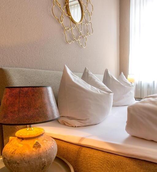 Bed and Breakfast Gasthaus Adler Ettenheim  Mit Self Check In   Key Boxes