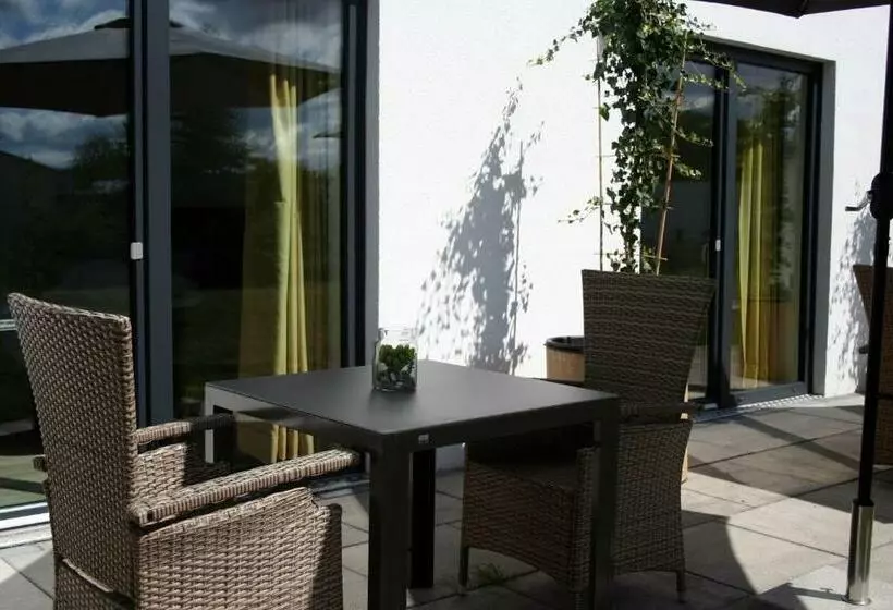 Aamiaismajoitus (B&B) Heidezeiten