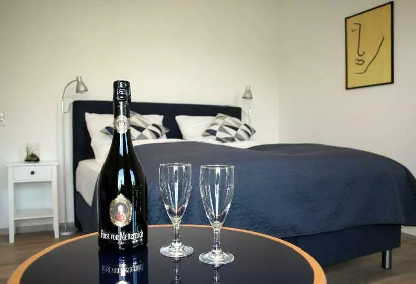 Aamiaismajoitus (B&B) Heidezeiten