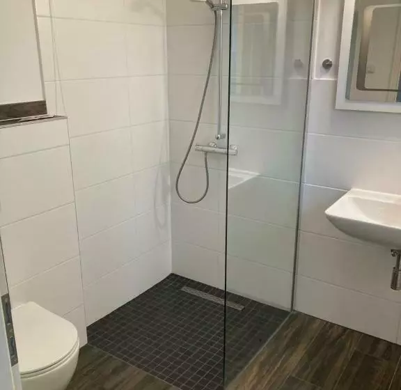 Aamiaismajoitus (B&B) Heidezeiten