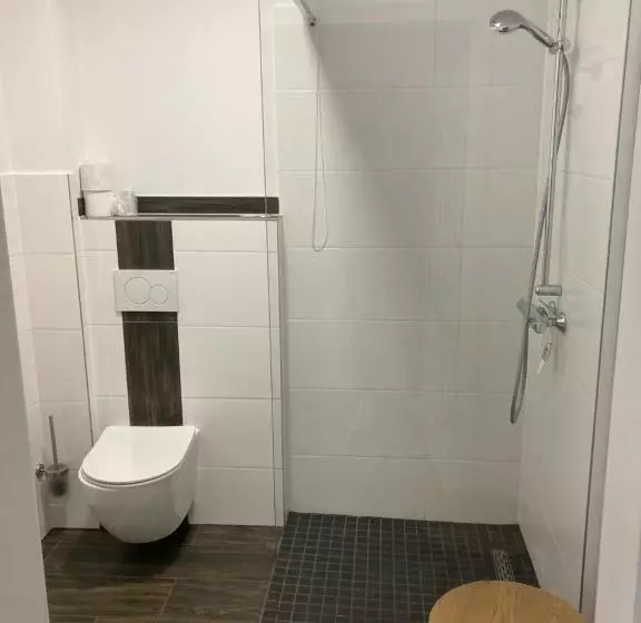 Aamiaismajoitus (B&B) Heidezeiten