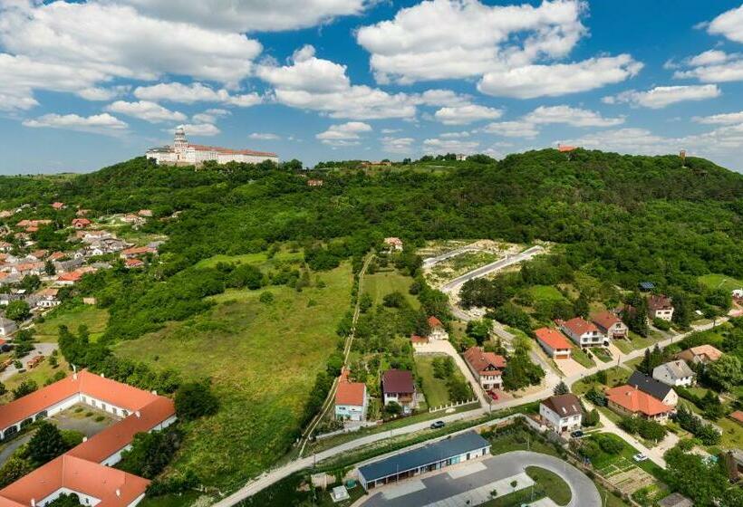 Nocleg ze śniadaniem Pannonhalma Panzió