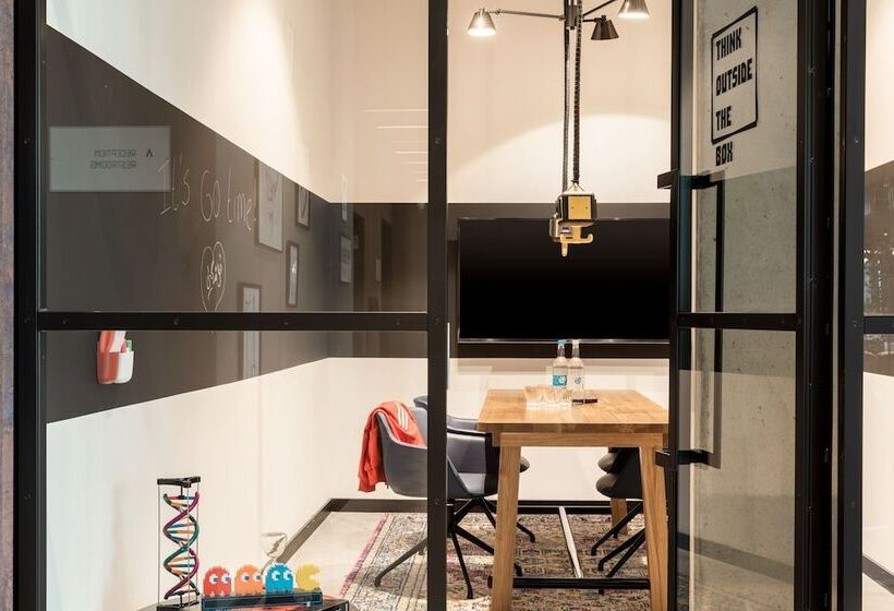 فندق Moxy Wuerzburg