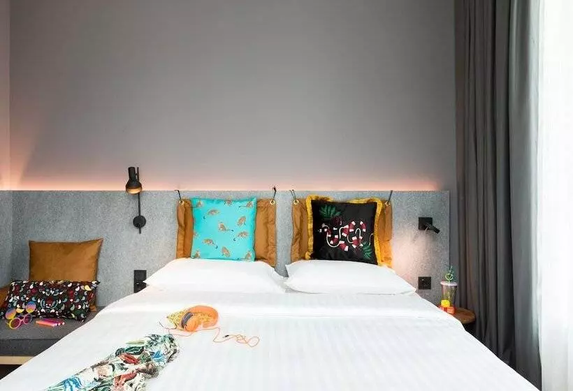 هتل Moxy Wuerzburg