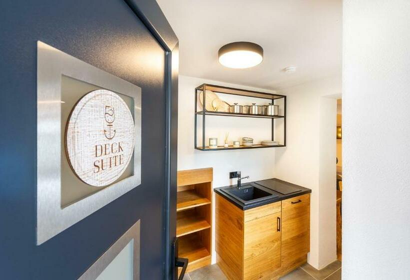 ベッドアンドブレックファースト Gästehaus Winzerkajüten