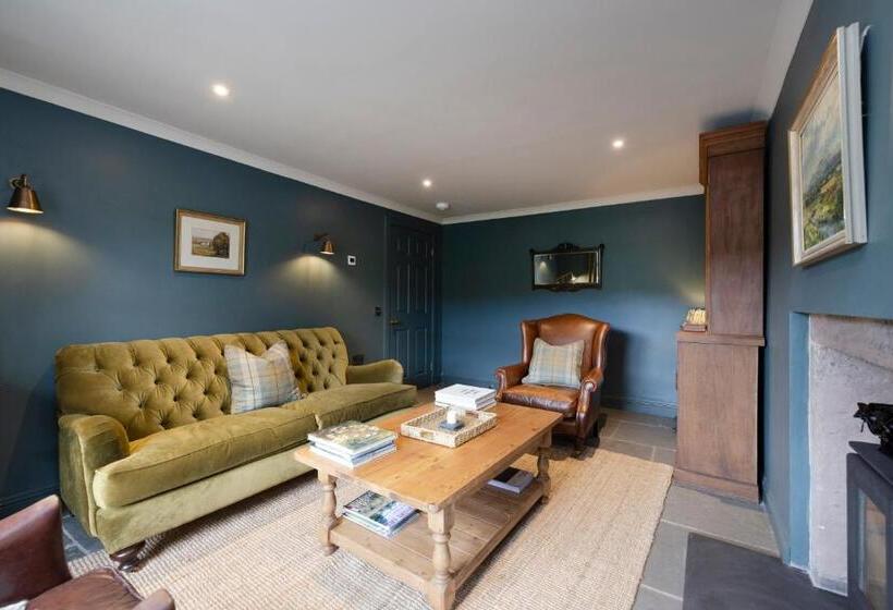 Joivy Exceptional Cottage With Parking