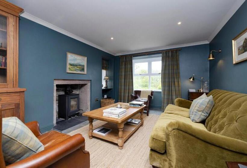 Joivy Exceptional Cottage With Parking