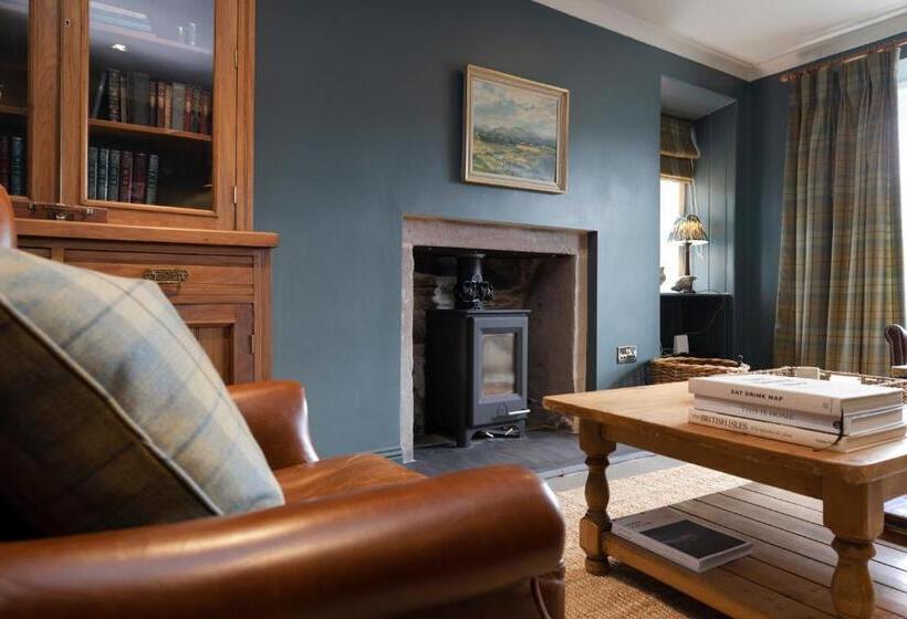 Joivy Exceptional Cottage With Parking