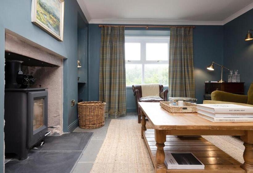 Joivy Exceptional Cottage With Parking