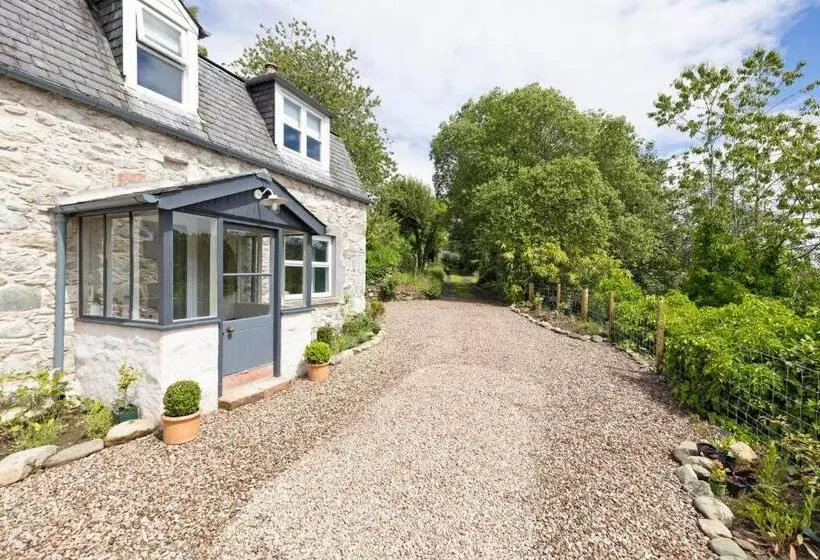 Joivy Exceptional Cottage With Parking
