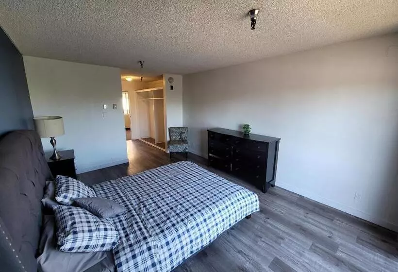 Hotelli (b27) Cozy & Serene Private La Studio