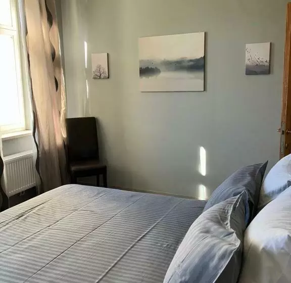 Hotel L O De Source