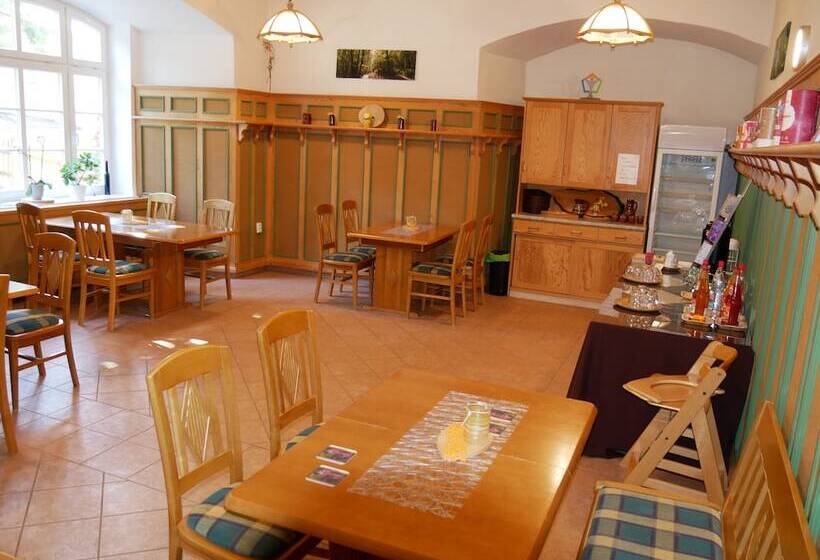 酒店 Schloss Goldacker  Das Schloss Der Gesundheit