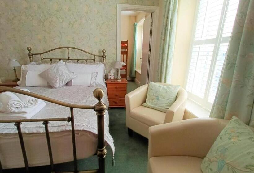 פנסיון Granby House