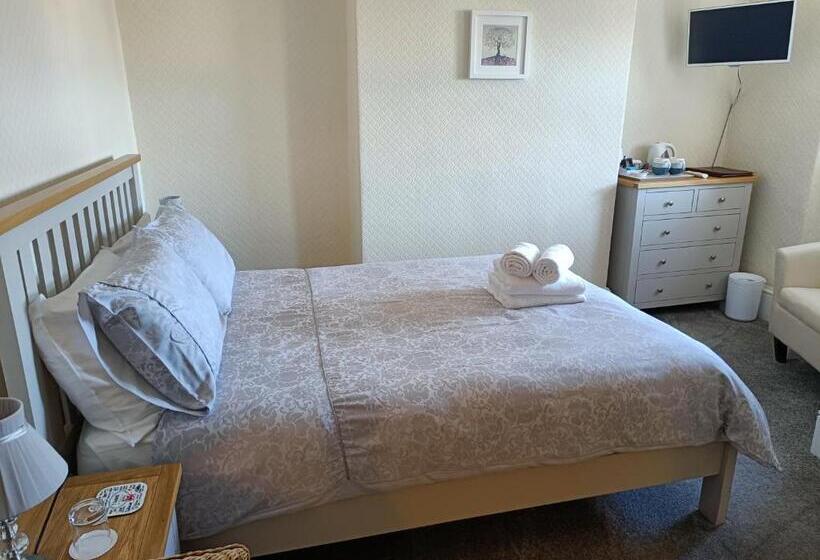 פנסיון Granby House