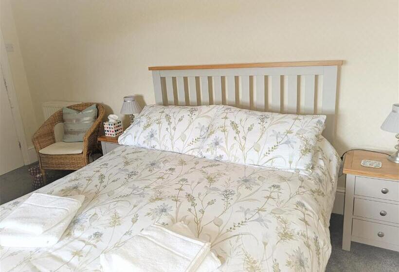 פנסיון Granby House