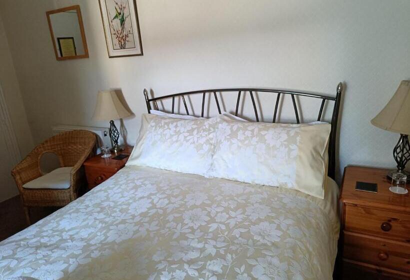 פנסיון Granby House