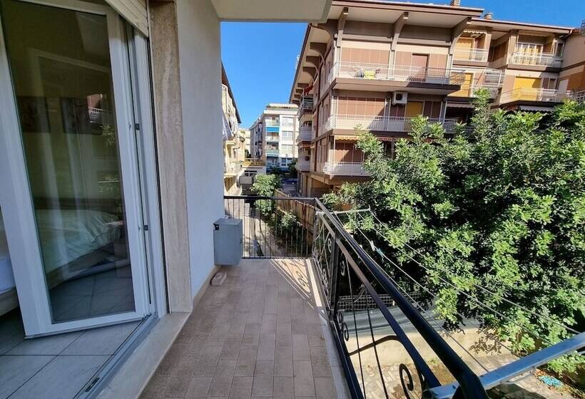 White Flower 250mt From Sea