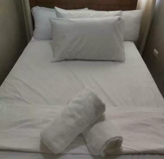 Affordable Tagaytay Monteluce 2 Br With Pool G28