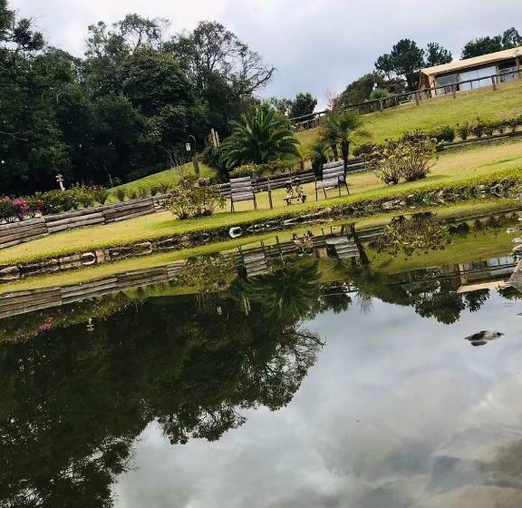 הוסטל Pousada Trem Chic