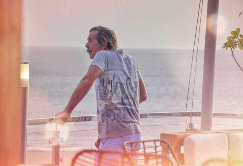 Bed & Breakfast Blue Wave Lodge