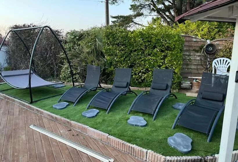 Aamiaismajoitus (B&B) Chadisietmaintenant