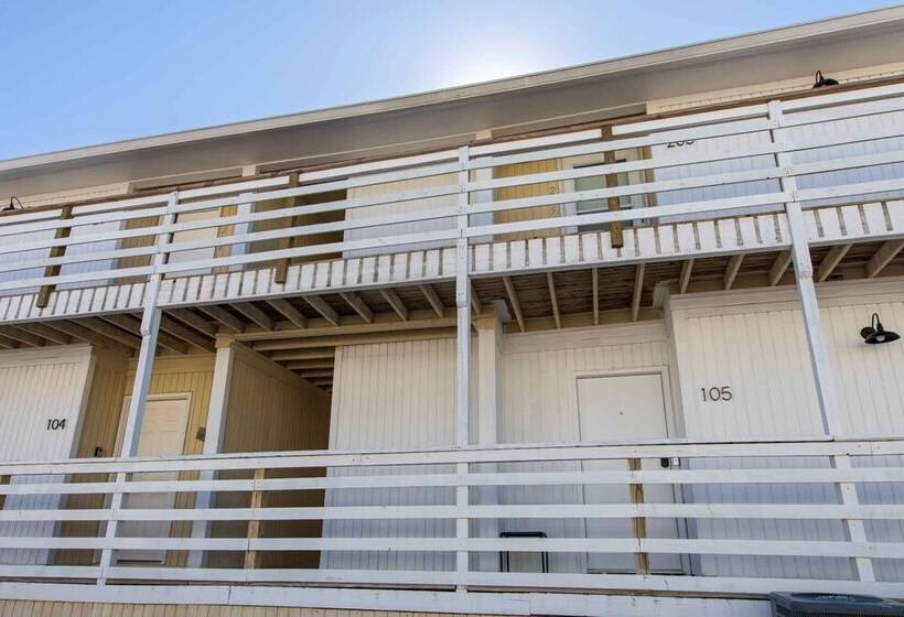 Canal Place Ii #105 Waters Cove